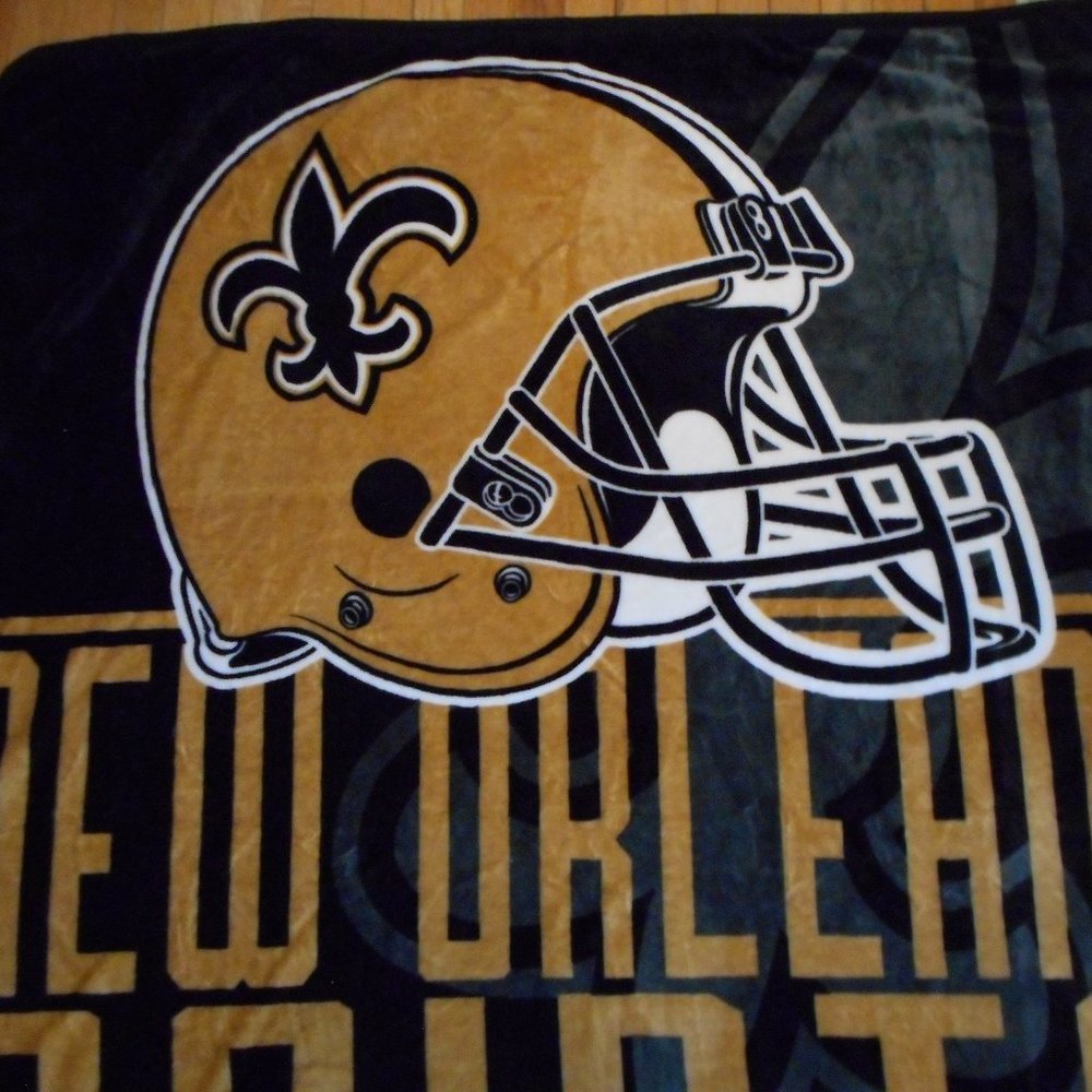 New Orleans SAINTS Blanket 54 x 71 Sofffftttt! Velour Black & Gold